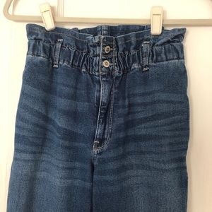 Hollister ultra high-rise mom paper bag jeans, w25